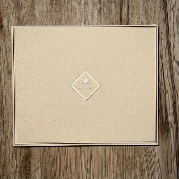 NEW! Zara Leather Gloves and Key Fob Set - Picture 5 of 8